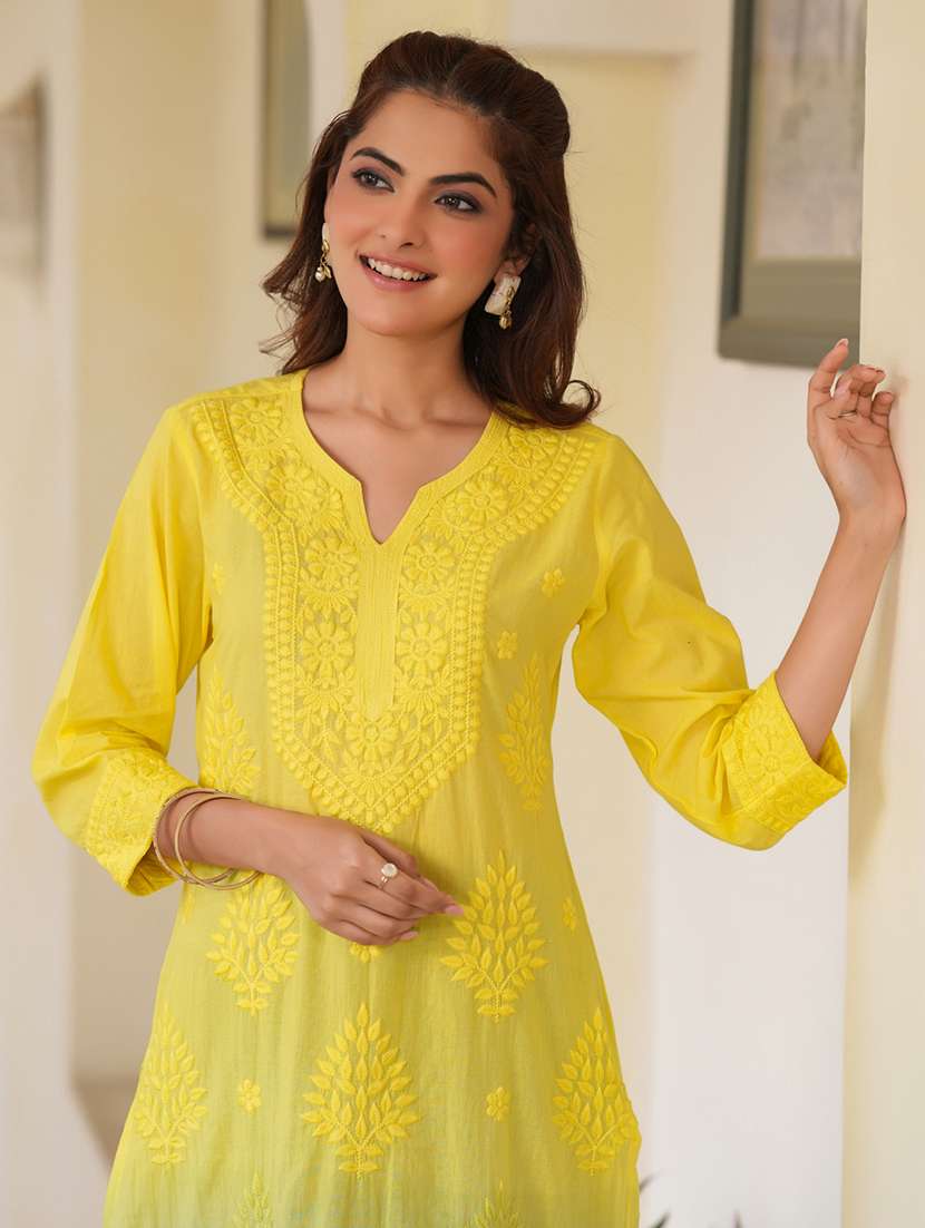 women notch neck chikankari straight kurta - 21746700 - Standard Image - 5