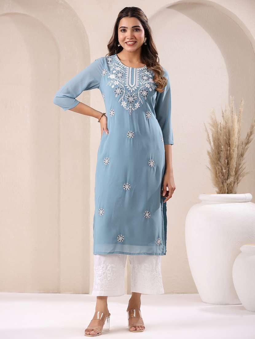 women round neck chikankari straight kurta - 21746703 - Zoom Image - 0