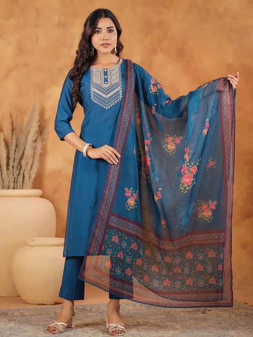 women embroidered kurta pant set - 21746732 - Standard Image - 0