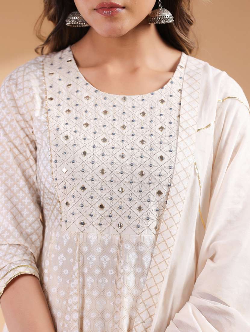 women printed kurta pant set with dupatta - 21746740 - Standard Image - 5