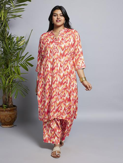 gloplus women red mandarin neck chevron print zari detail straight plus size kurta & wide leg pants workwear set - 21746845 -  Standard Image - 0