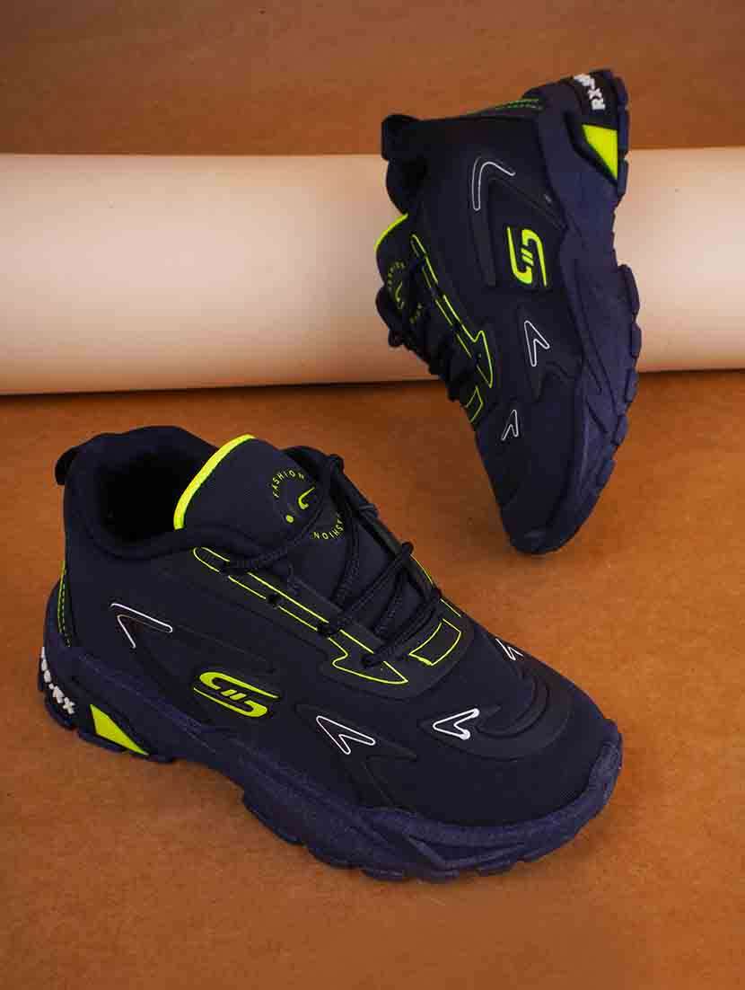 kids lace up sports shoes