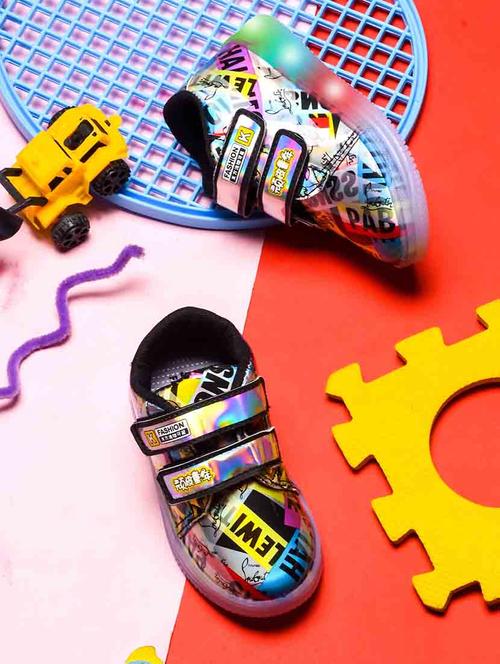 kids led shoes with velcro closure  - 21746931 -  Standard Image - 0