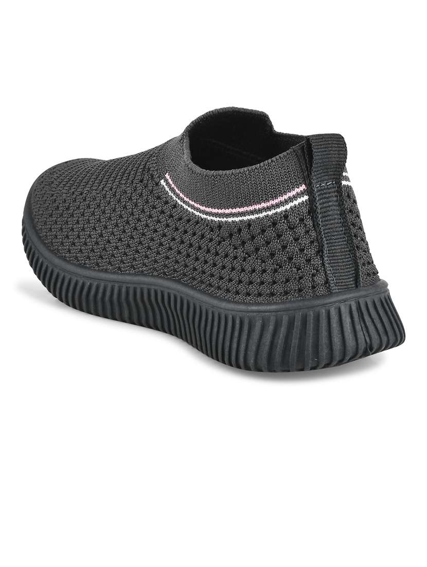 kids slip on sneaker shoes - 21746976 -  Standard Image - 3