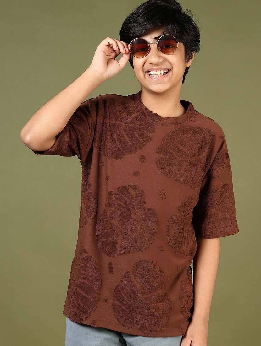 boys brown self design short sleeve t-shirt