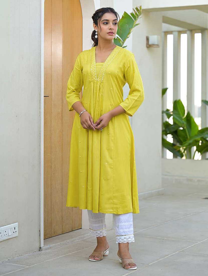 women embroidered a-line kurta - 21747775 -  Zoom Image - 0