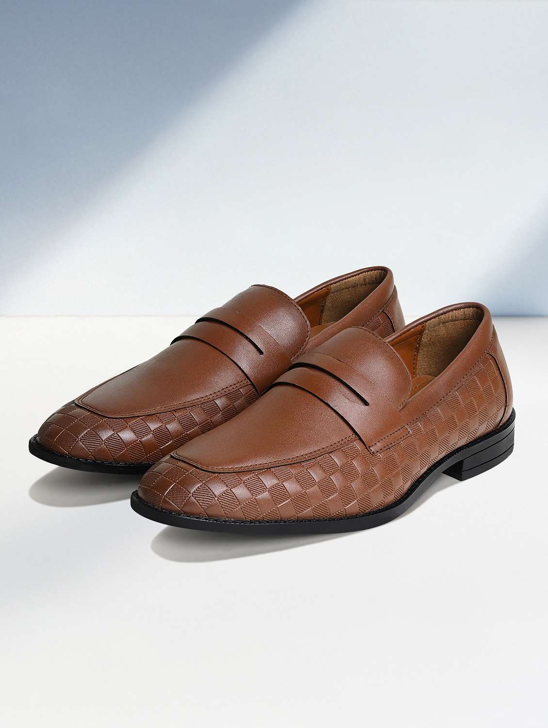 men textured slip on moccasin shoes