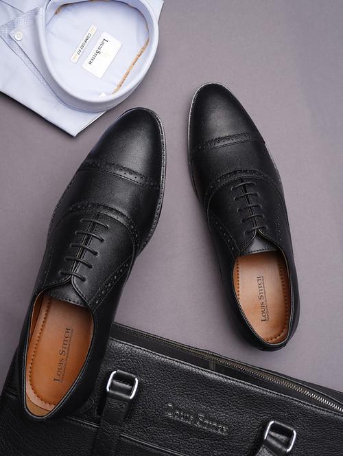 men solid lace-up oxfords - 21747994 -  Standard Image - 0