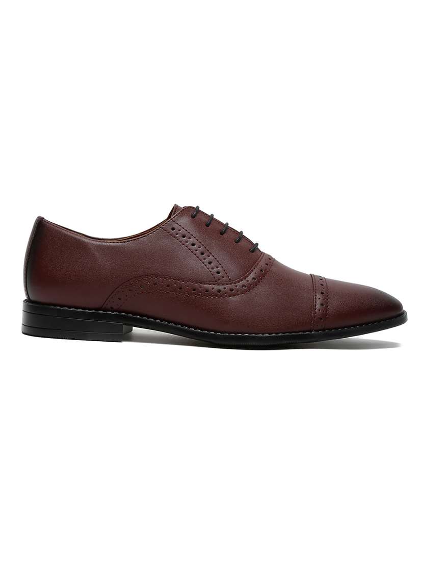 men solid lace-up oxfords - 21747996 -  Standard Image - 3