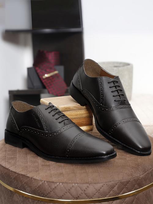 men solid lace up oxford shoes - 21747998 - Standard Image - 0