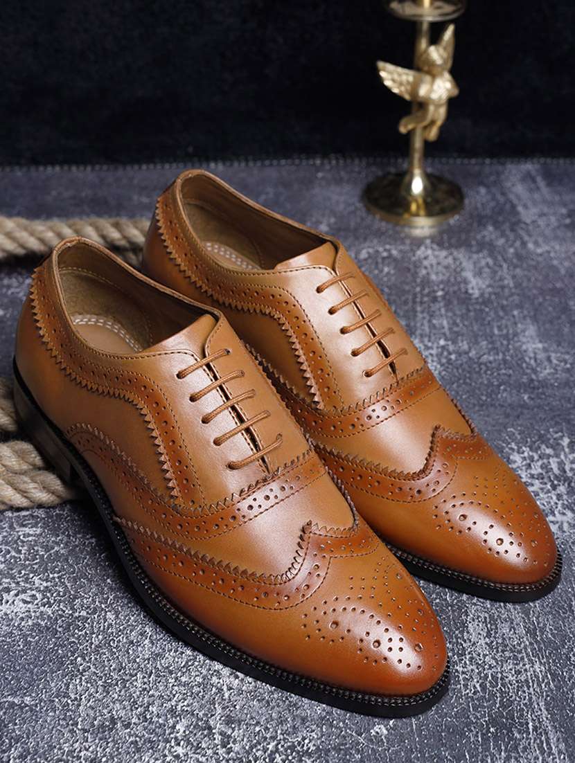 men solid lace-up brouges