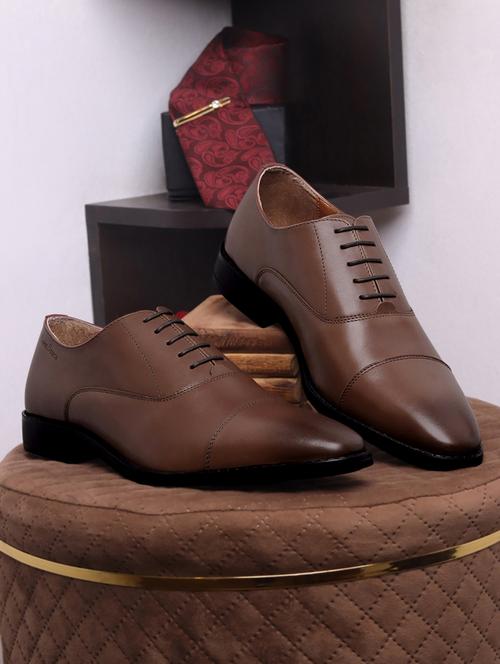 men solid lace-up oxfords - 21748060 - Standard Image - 0
