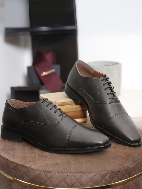 men solid lace-up oxfords - 21748087 - Standard Image - 0