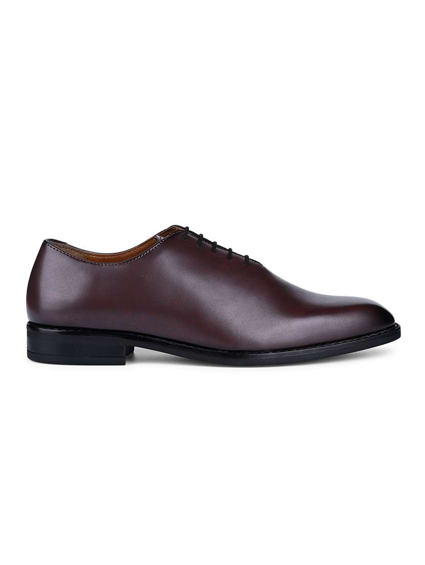 men solid lace-up oxfords - 21748102 -  Standard Image - 3