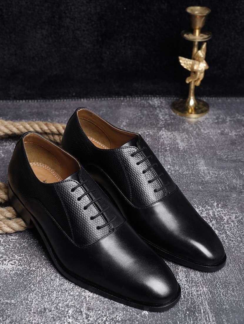 men solid lace-up oxfords