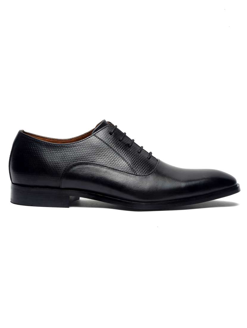 men solid lace-up oxfords - 21748139 -  Standard Image - 3
