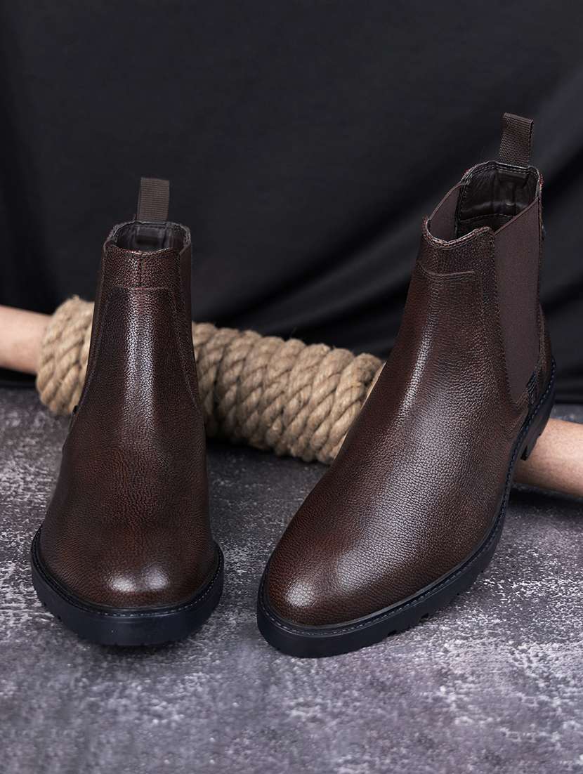 men solid slip on boots