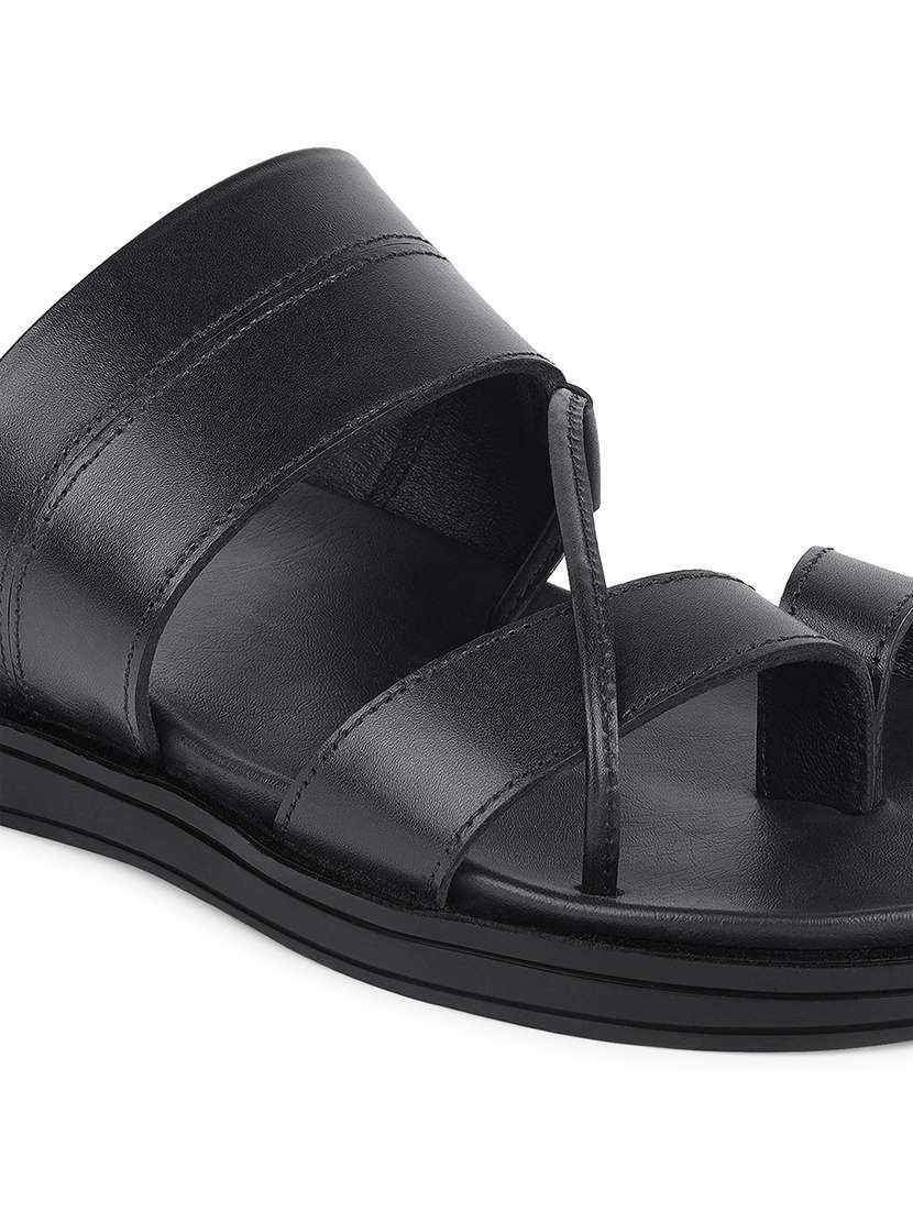 men solid one toe sandals - 21748476 -  Standard Image - 3
