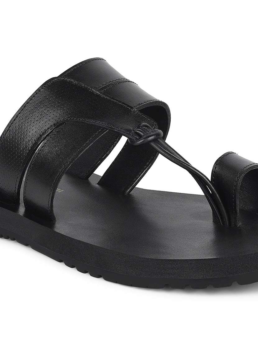 men solid one toe sandal - 21748477 - Standard Image - 3