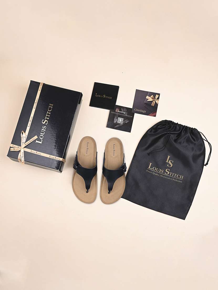 men solid toe separator sandals - 21748481 -  Standard Image - 5