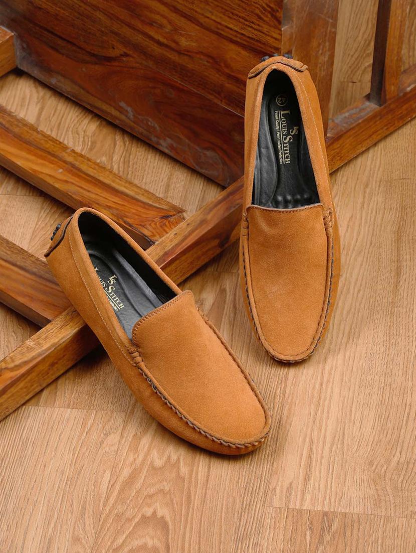 men solid slip on loafers - 21748515 -  Zoom Image - 0