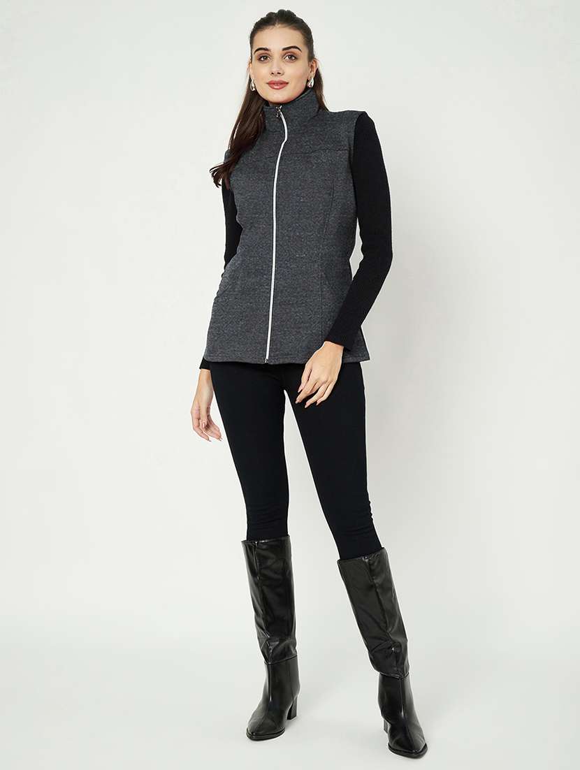 Women Solid Sleeveless Regular Jacket - 21748673 -  Standard Image - 3