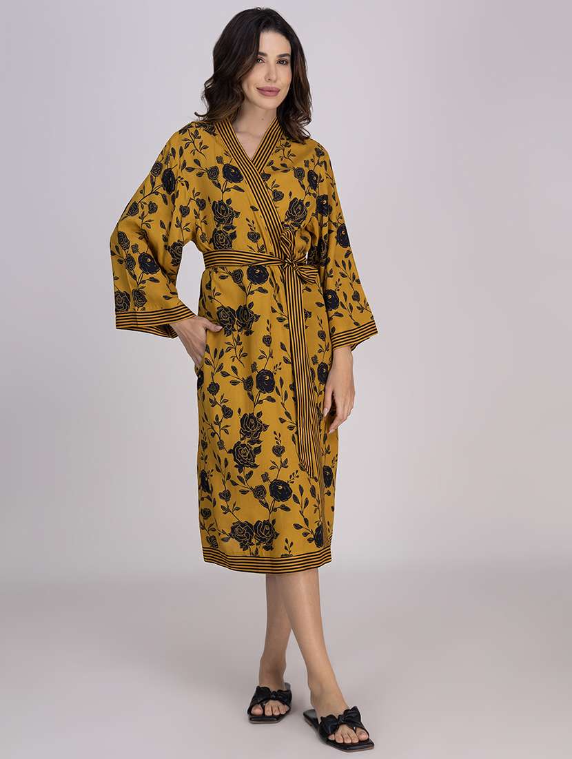 women printed long sleeves sleepwear robe - 21749544 -  Standard Image - 3