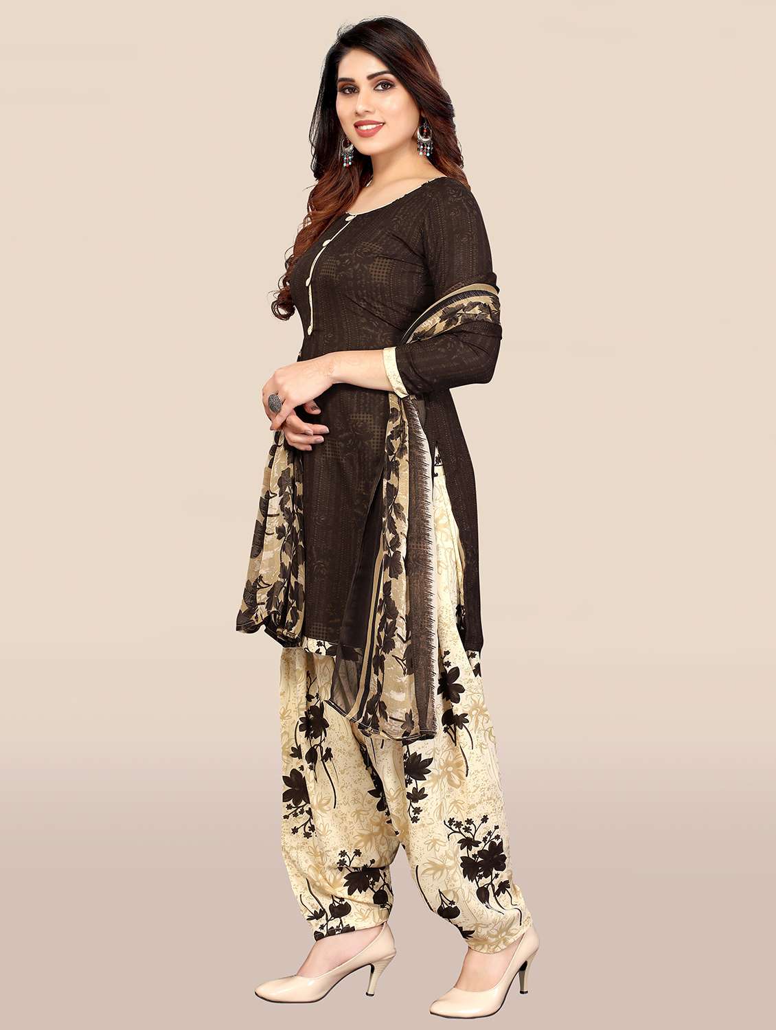 women printed unstitched suit set