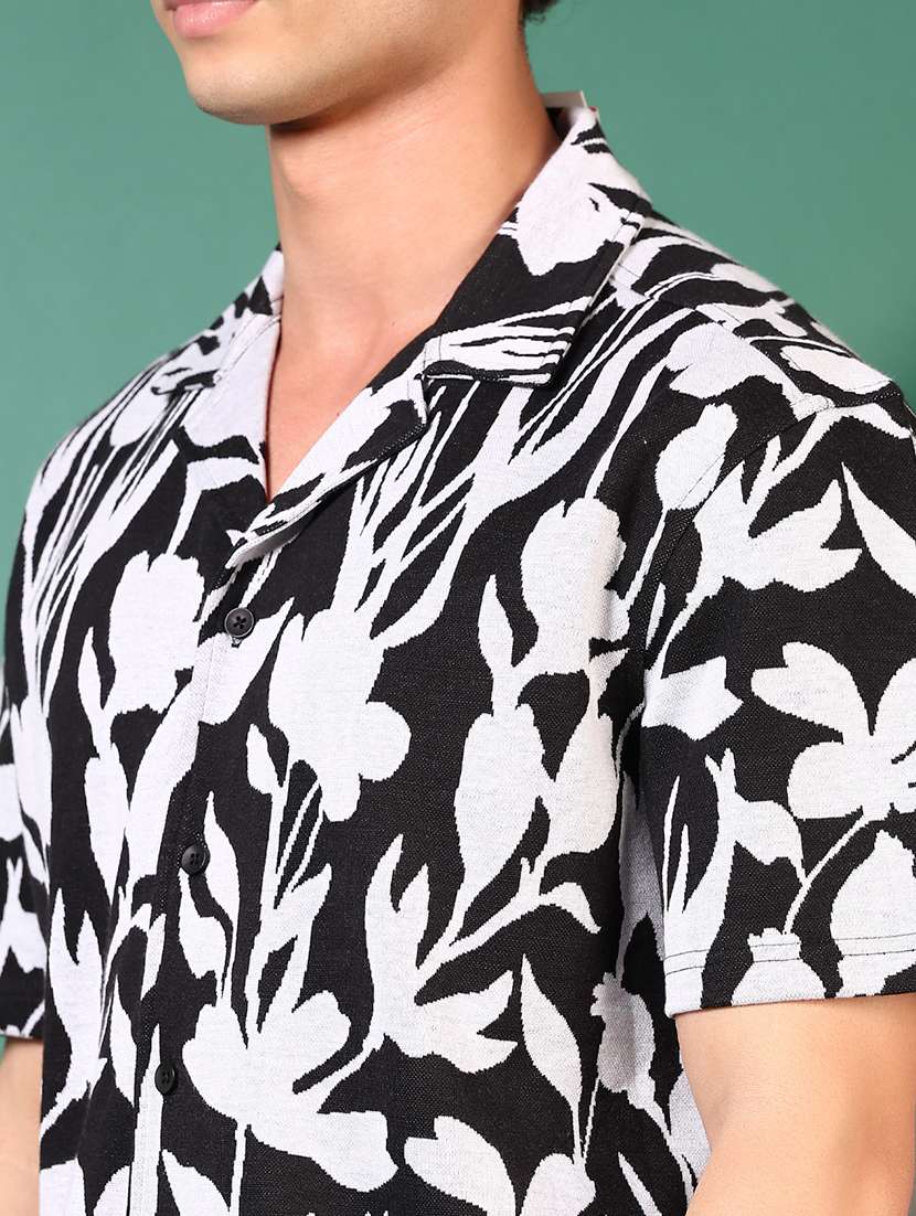 men printed short sleeve loose fit casual shirt - 21749757 -  Standard Image - 5