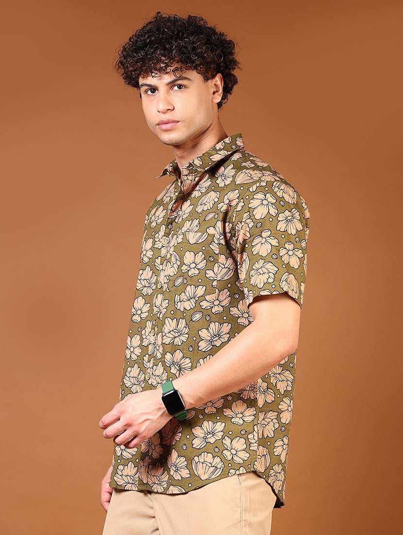 Men Floral Printed Short Sleeve Loose Fit Casual Shirt