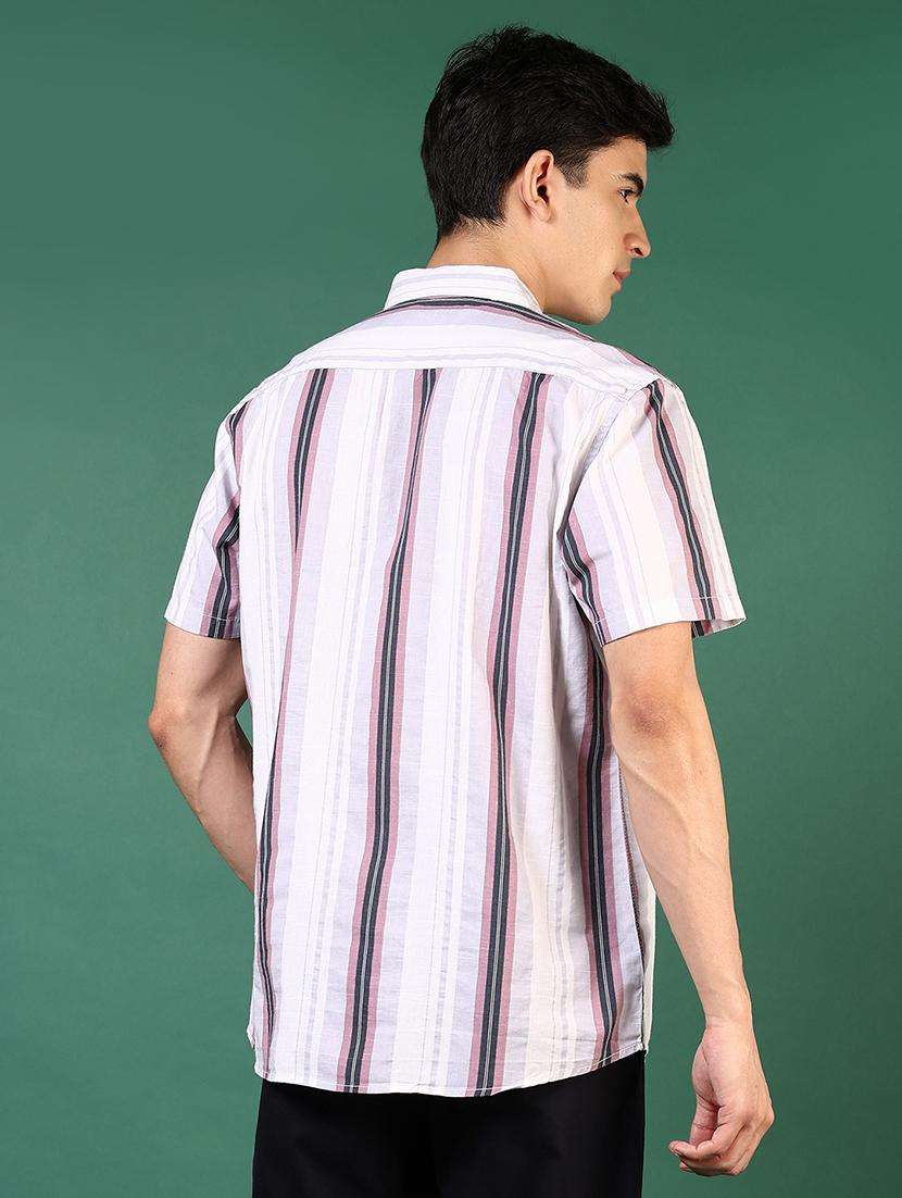 men collared short sleeves casual shirt - 21749804 -  Standard Image - 3