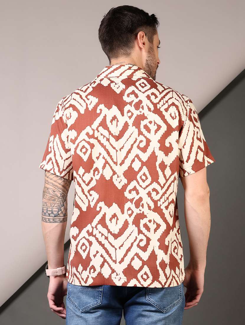 men cuban collared short sleeves casual shirt - 21749806 -  Standard Image - 3