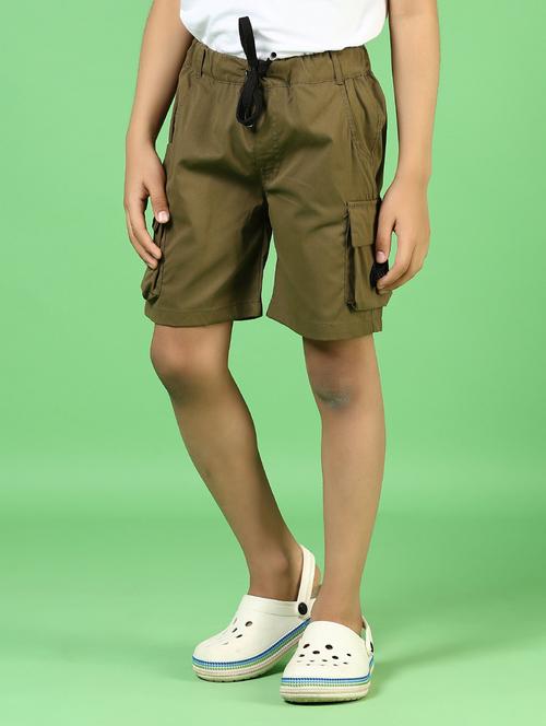 boys solid mid rise cargo shorts - 21750010 - Standard Image - 0