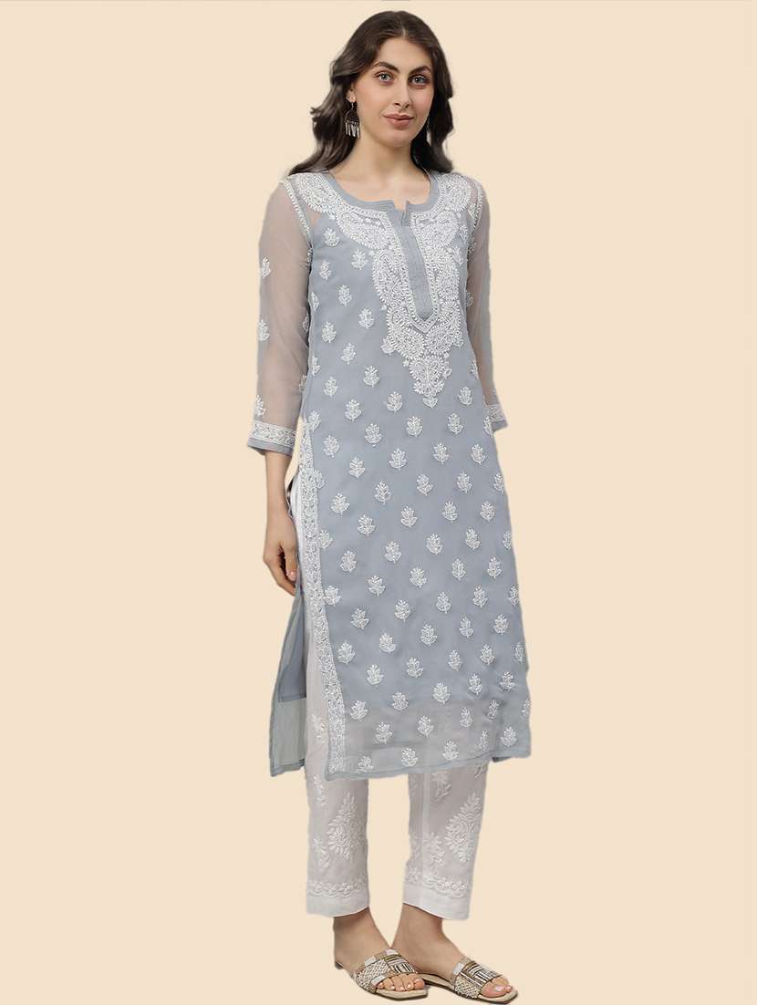 women three quarter sleeve straight chikankari kurta - 21750191 -  Standard Image - 3