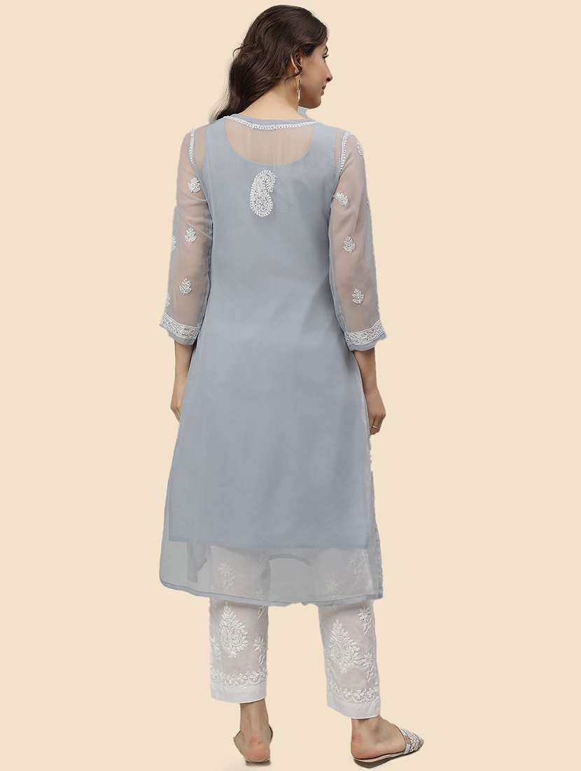 women three quarter sleeve straight chikankari kurta - 21750191 -  Standard Image - 5
