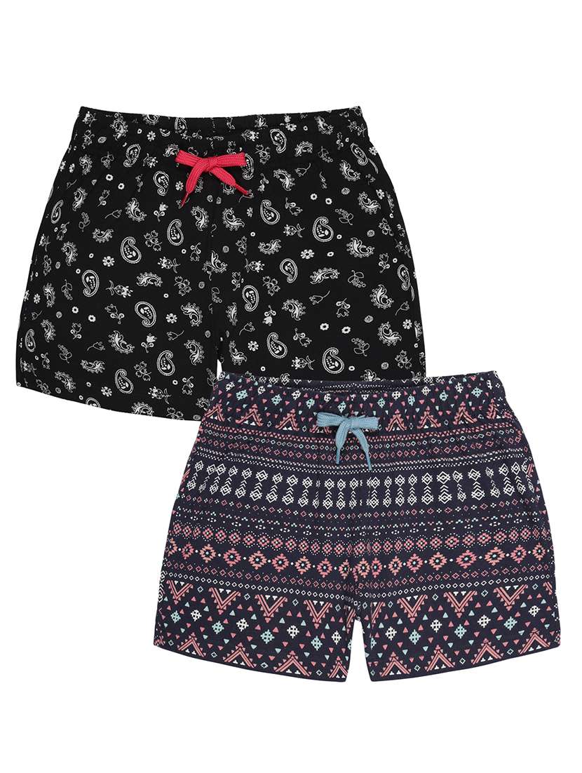 black cotton shorts and threefourth