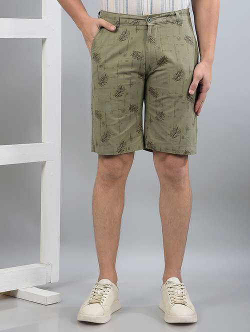 men printed mid rise shorts - 21750651 -  Standard Image - 0