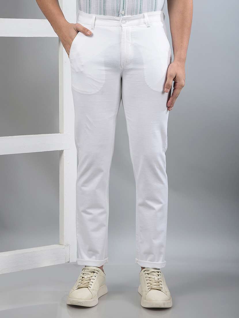 men solid mid rise chino trouser 