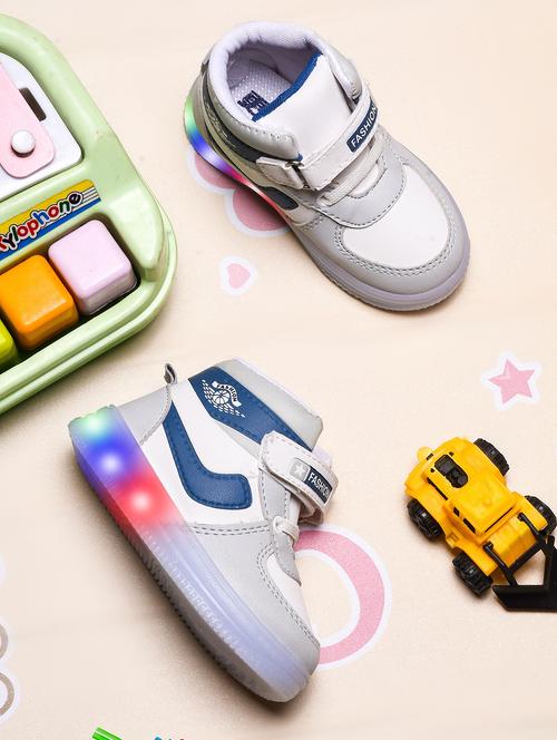 boys velcro led light-up sneaker - 21750906 -  Standard Image - 0