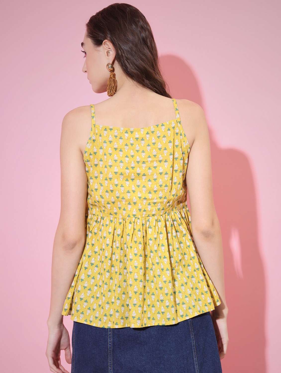  women yellow pailsley printed sweetheart neck  top - 21750977 -  Standard Image - 3