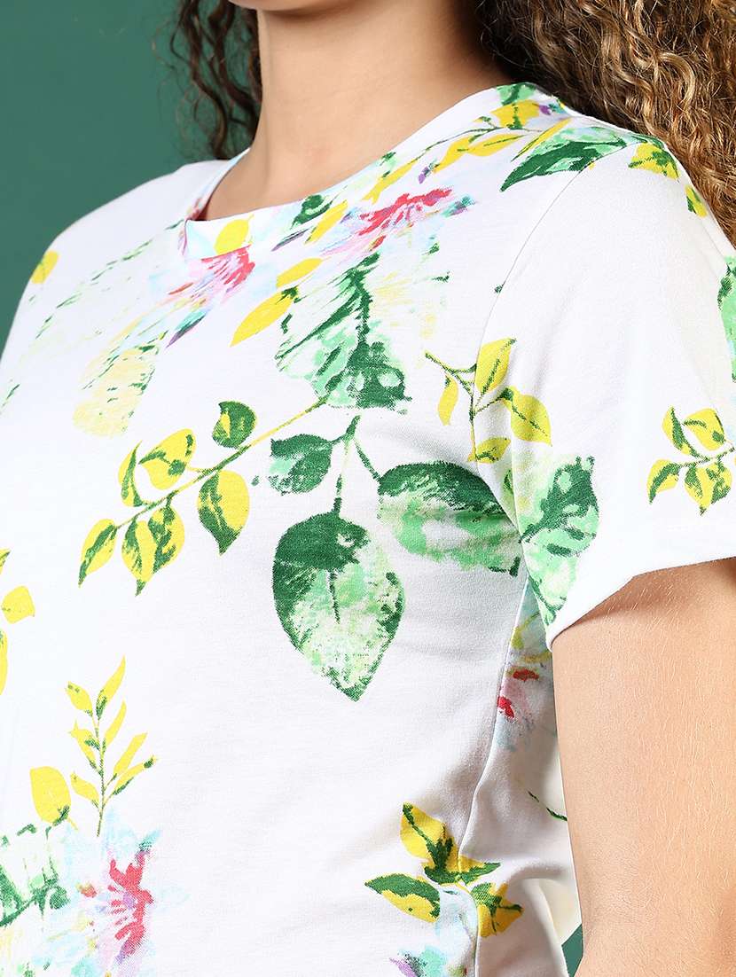 women floral print short sleeve regular t-shirt - 21753579 -  Standard Image - 5