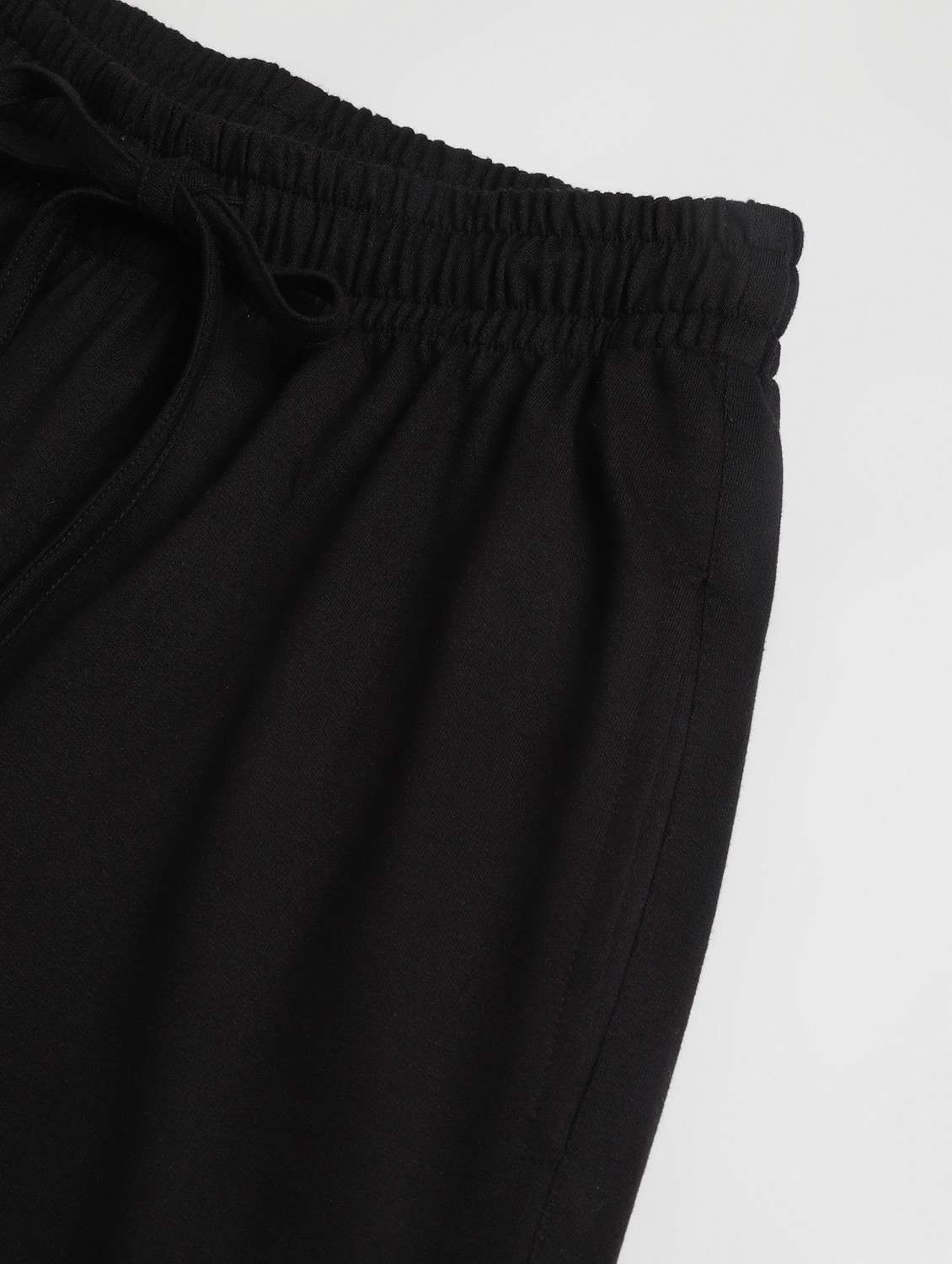 women solid relaxed fit mid rise cargo - 21762254 - Standard Image - 3