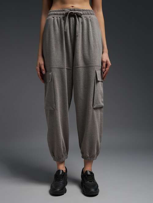 women solid mid rise cargo - 21762335 -  Standard Image - 0