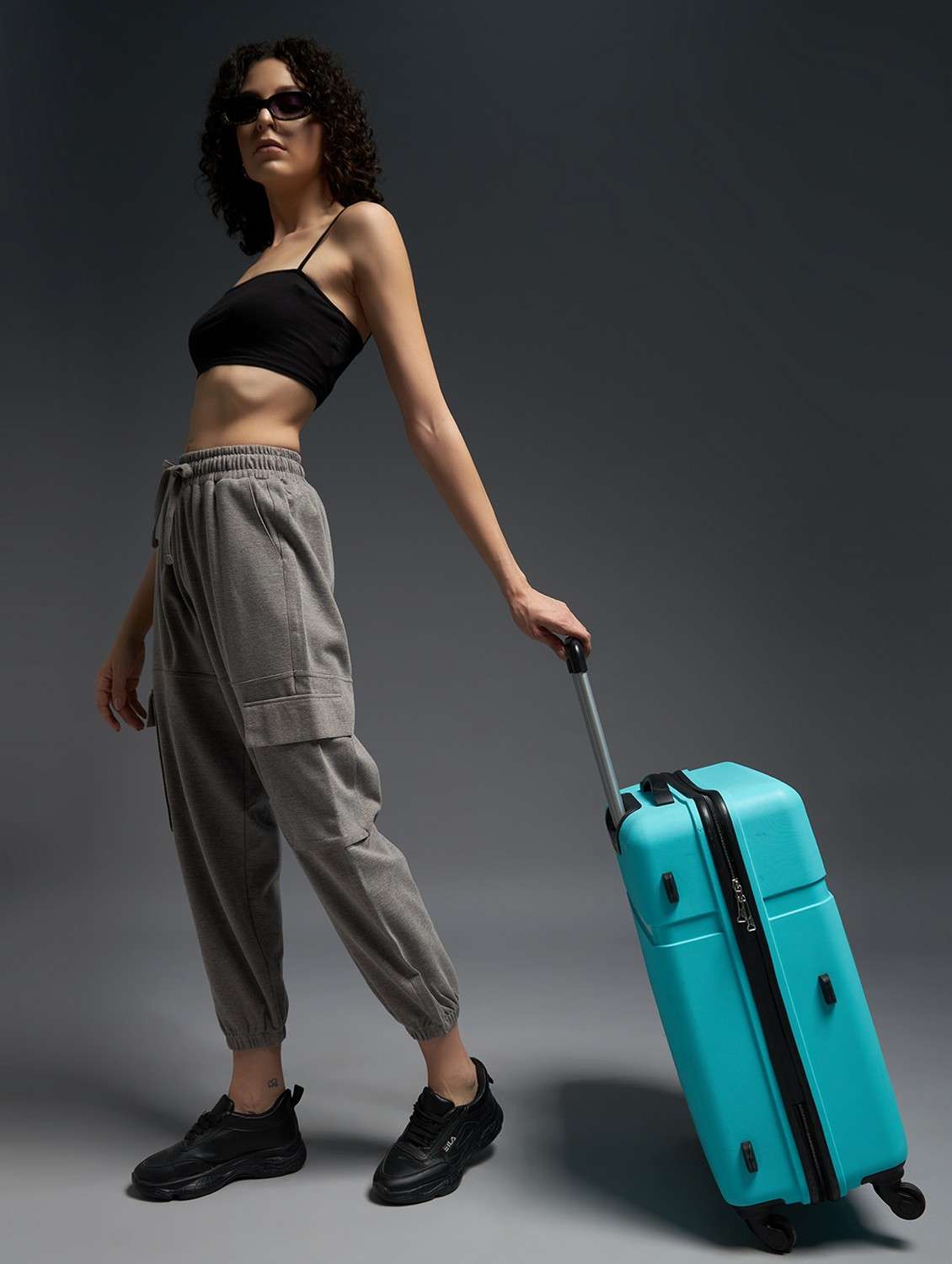 women solid mid rise cargo - 21762335 -  Standard Image - 3