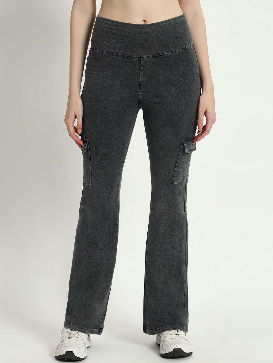 women solid high rise cargo - 21762364 - Zoom Image - 0