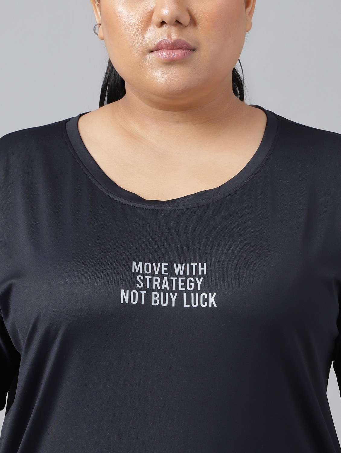 women black typographic round neck t-shirt - 21762446 - Standard Image - 5