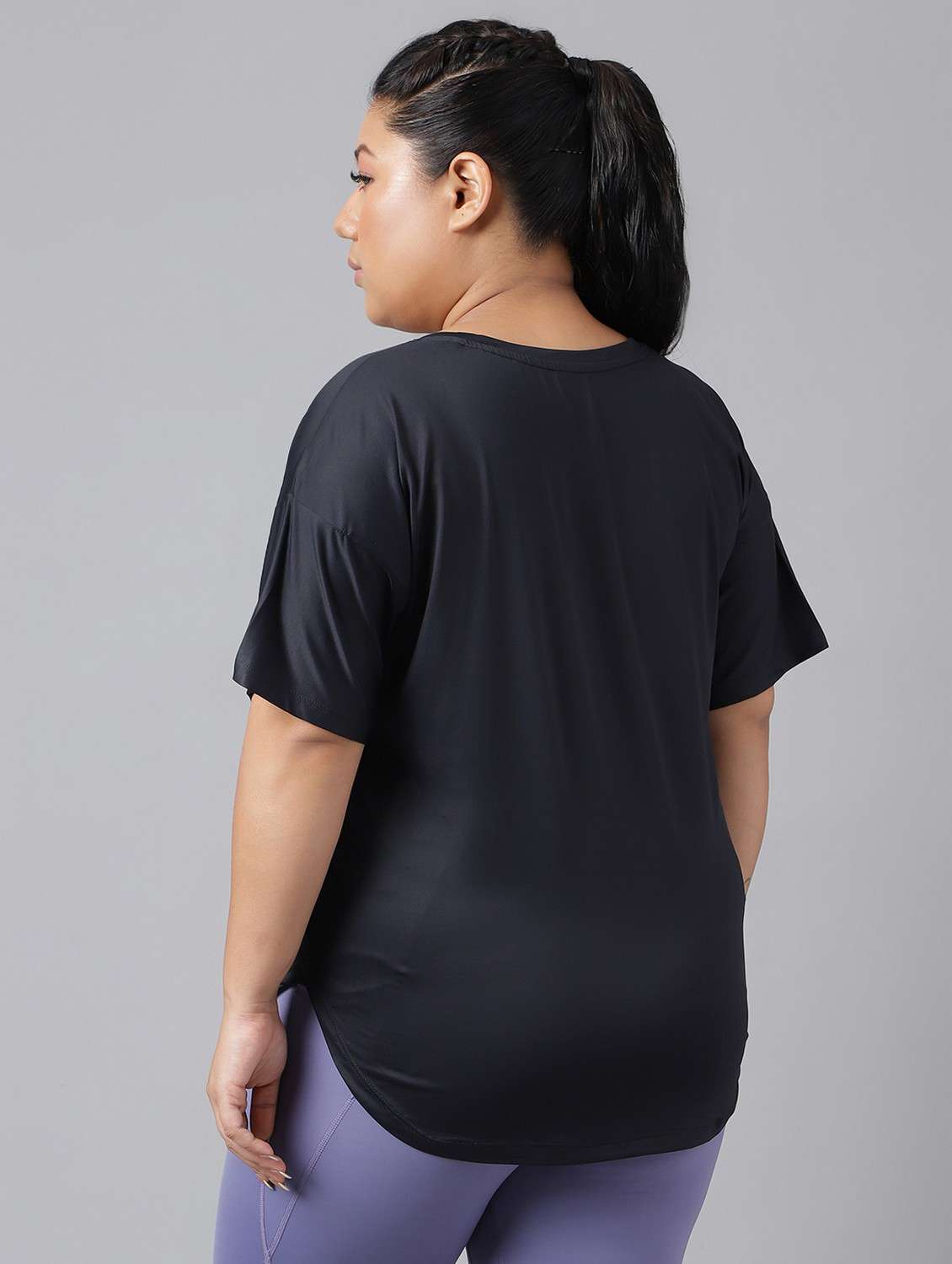 women black typographic round neck t-shirt - 21762455 -  Standard Image - 3