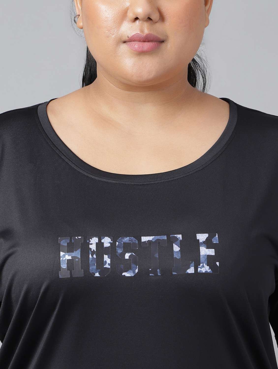 women black typographic round neck t-shirt - 21762467 -  Standard Image - 5