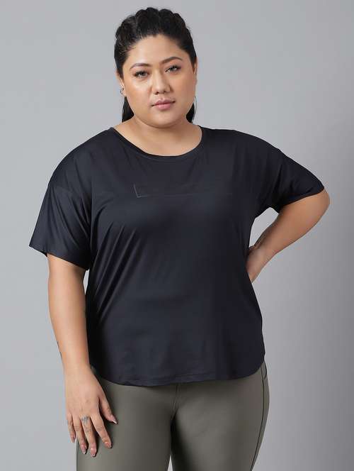 women black typographic round neck t-shirt - 21762475 -  Standard Image - 0