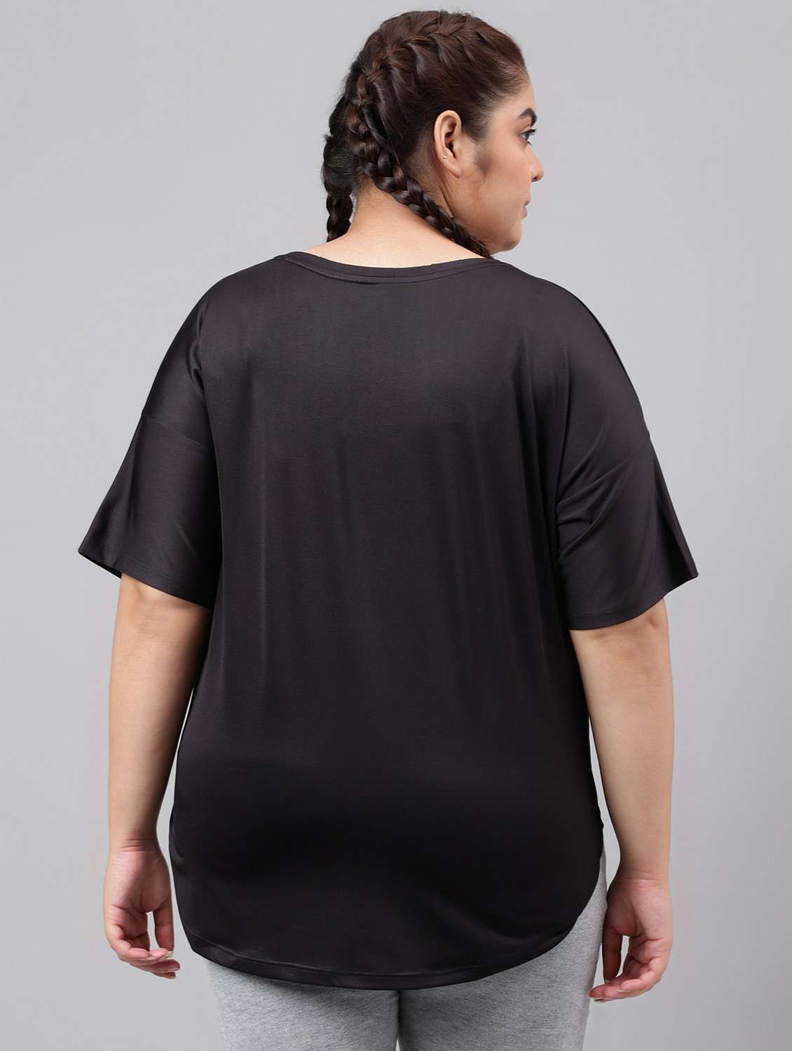 women black typographic round neck t-shirt - 21762488 -  Standard Image - 3